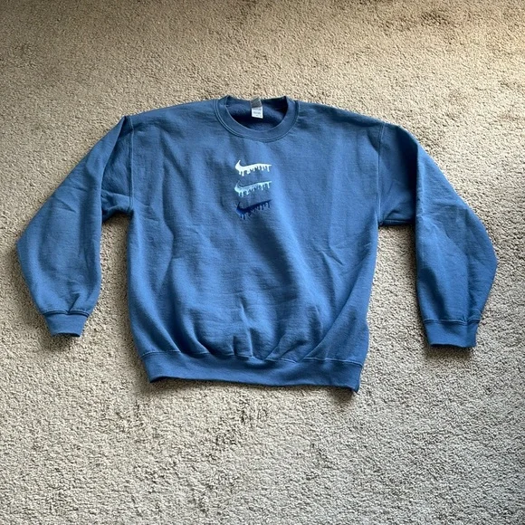 Drippy Nike Logo Sweatshirt - Picture 2 of 5